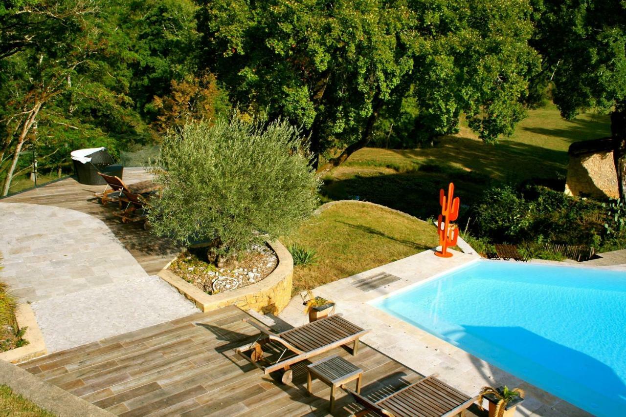 Gite Du Manoir Le Roc Couze-et-Saint-Front Exterior photo